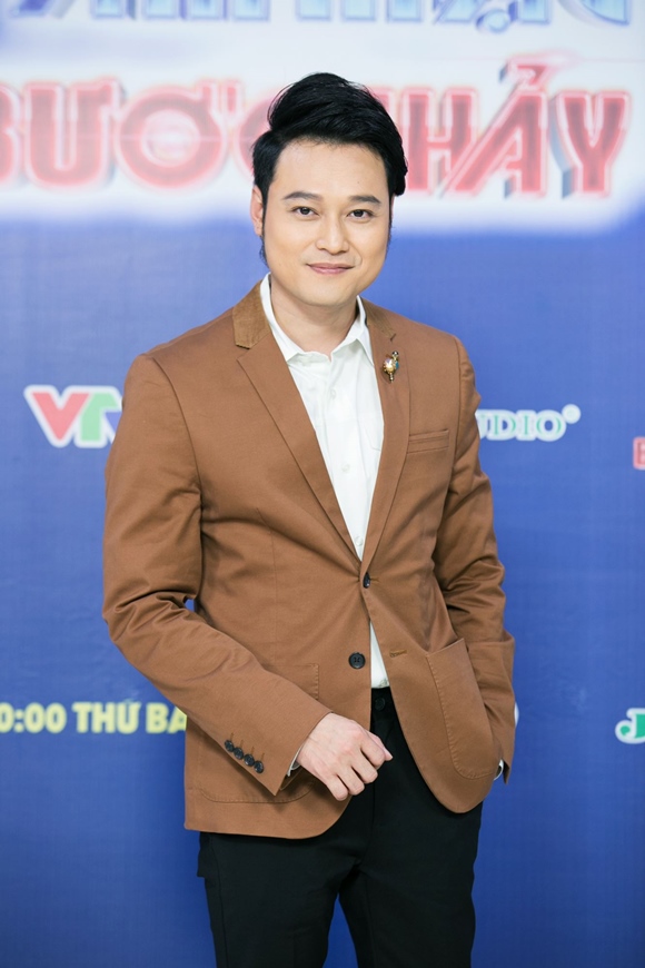 quang-vinh-am-nhac-va-buoc-nhay-vanhoadoanhnhan