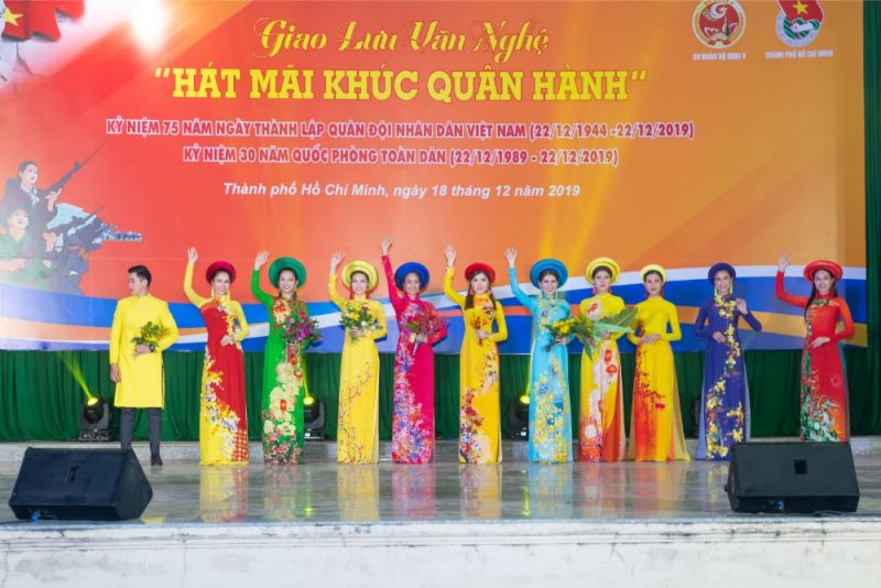 ao-dai-viet-hung-su-doan9-vhdn