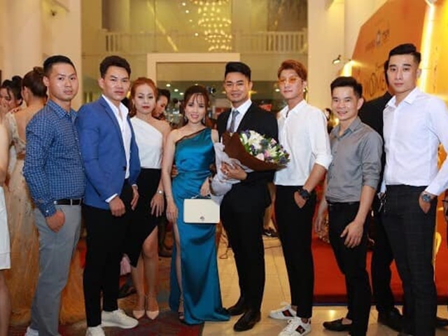 doanh-nhan-thai-hoang-xuat-sac-voi-giai-thuong-quy-ong-hoan-hao-2019-vanhoadoanhnhan2