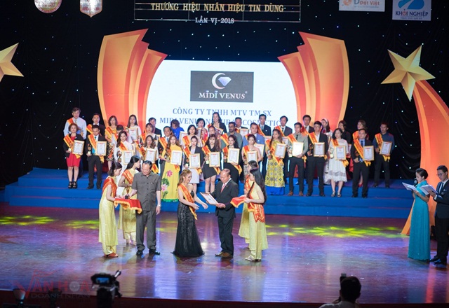 thuong-hieu-my-pham-midi-venus-vanhoadoanhnhan-11