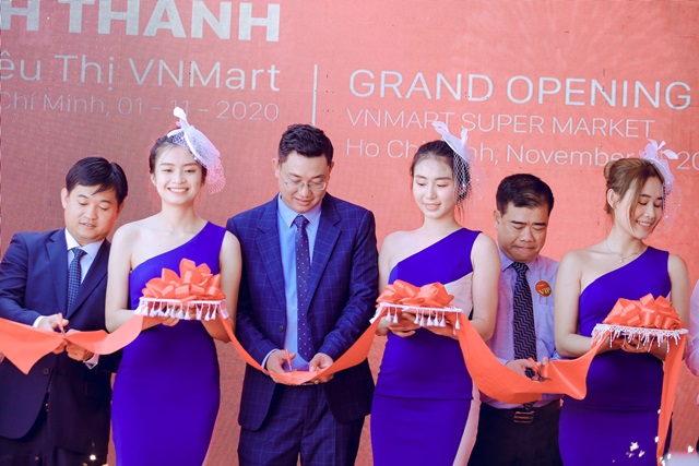 doanh-nhan-nguyen-thien-khai-dai-loi-phat-vanhoadoanhnhan14