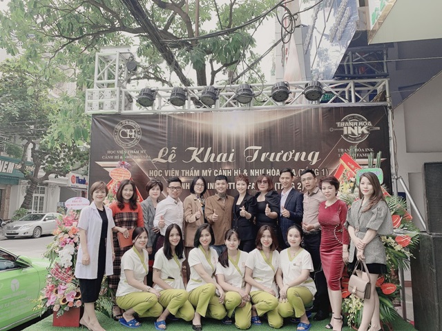 hoc-vien-tham-my-canh-hi-a-nhu-hoa-vanhoadoanhnhan3