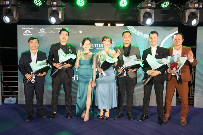 CEO-Ngoc-anh-ra-mat-bsr-trang-suc-da-quy-tinh-hoa-phuong-dong-vanhoadoanhnhan-17