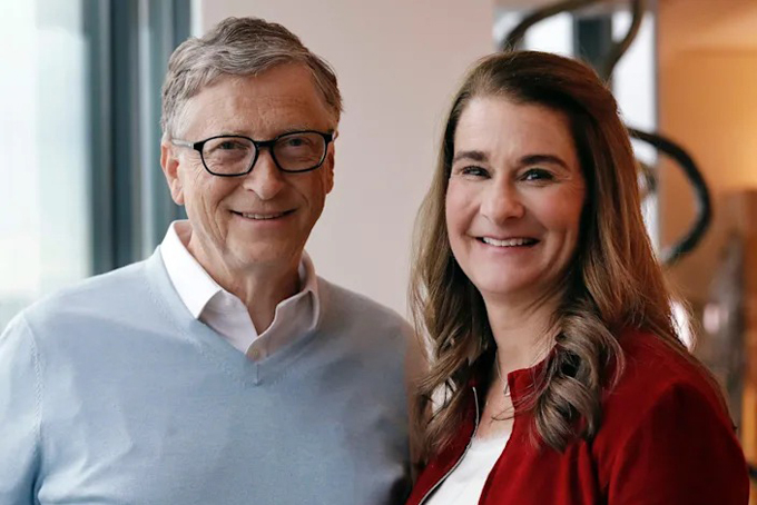 bill-va-melinda-gates-ra-toa-1