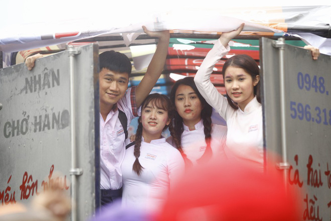 phim-ha-cuoi-tinh-dau