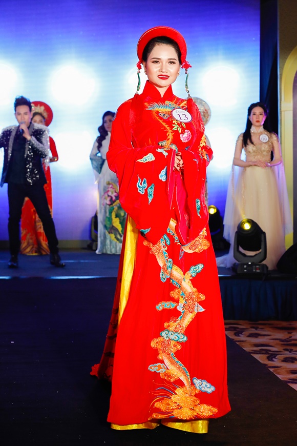nguyen-hoa-vy-5