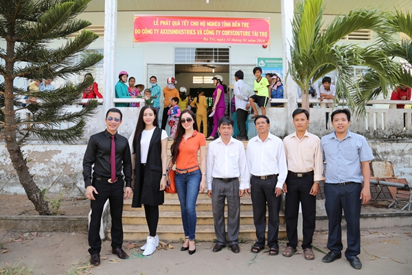 hoa-hau-jennifer-tien-huynh-di-tu-thien-ben-tre-van-hoa-doanh-nhan-11