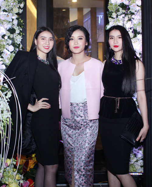 khai-truong-Hong-Anh-spa-7