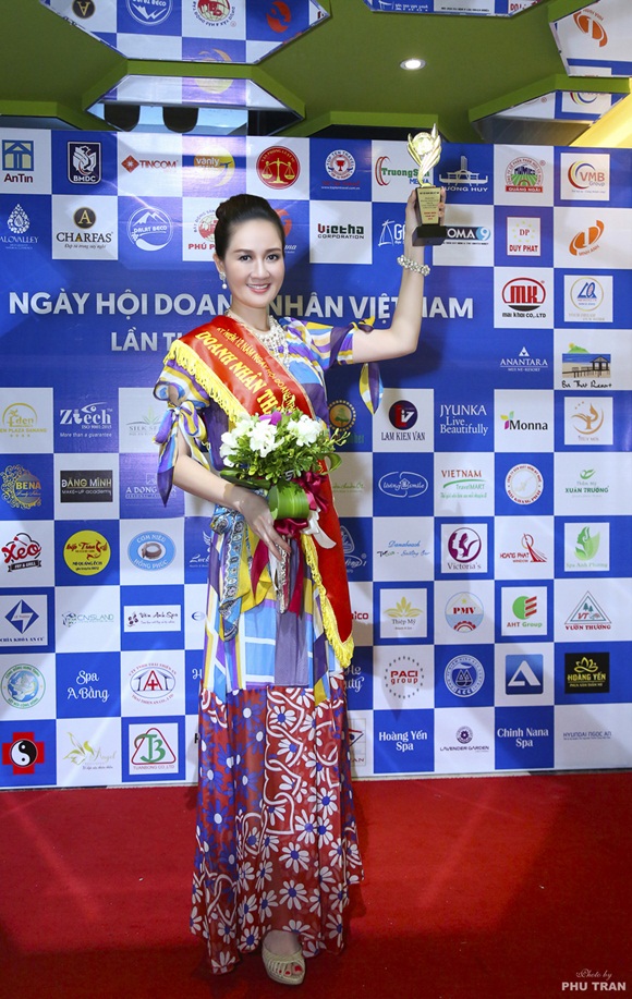 dam-luu-ly-vanhoaodoanhnhan-2