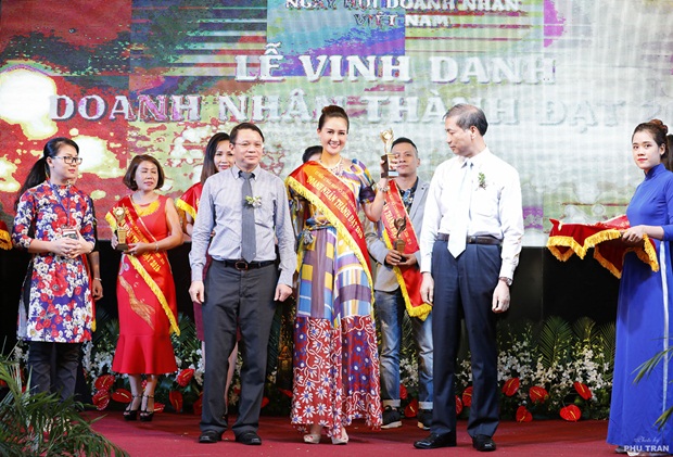dam-luu-ly-vanhoaodoanhnhan-5