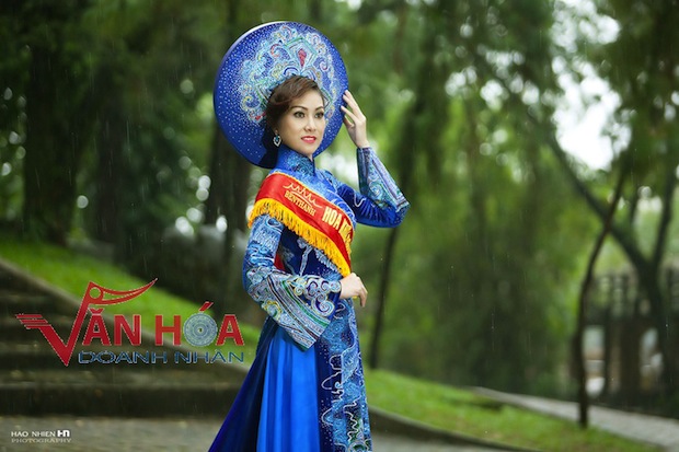 vanhoadoanhnhan-hoa-khoi-thuy-linh-1