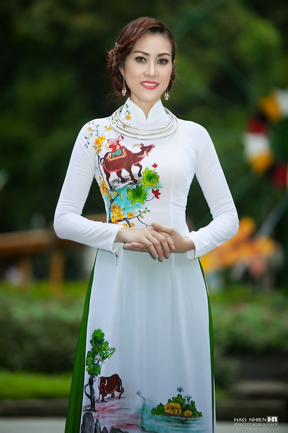 vanhoadoanhnhan-hoa-khoi-thuy-linh-5