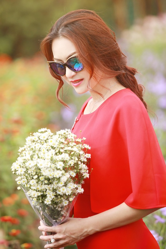 vanhoadoanhnhan-hoa-khoi-thuy-linh-6