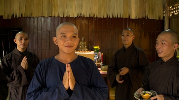 ve-phia-mat-troi-vanhoadoanhnhan-06
