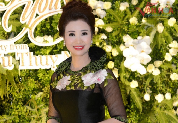 16-hoa-hau-doanh-nhan-vu-thuy-nga-van-hoa-doanh-nhan