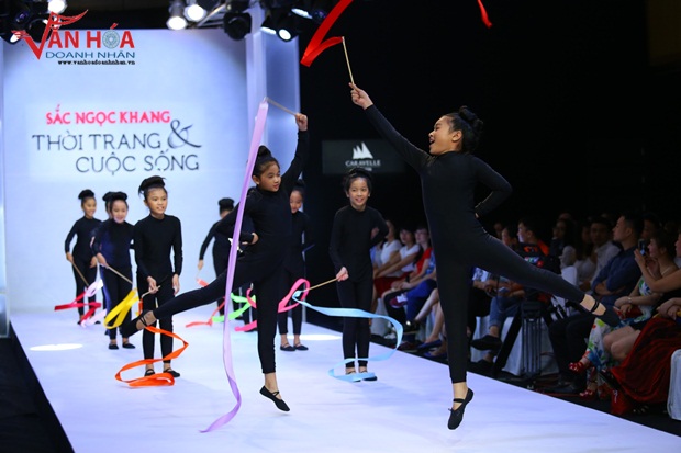 26-hoa-hau-diem-hung-tre-trung-van-hoa-doanh-nhan