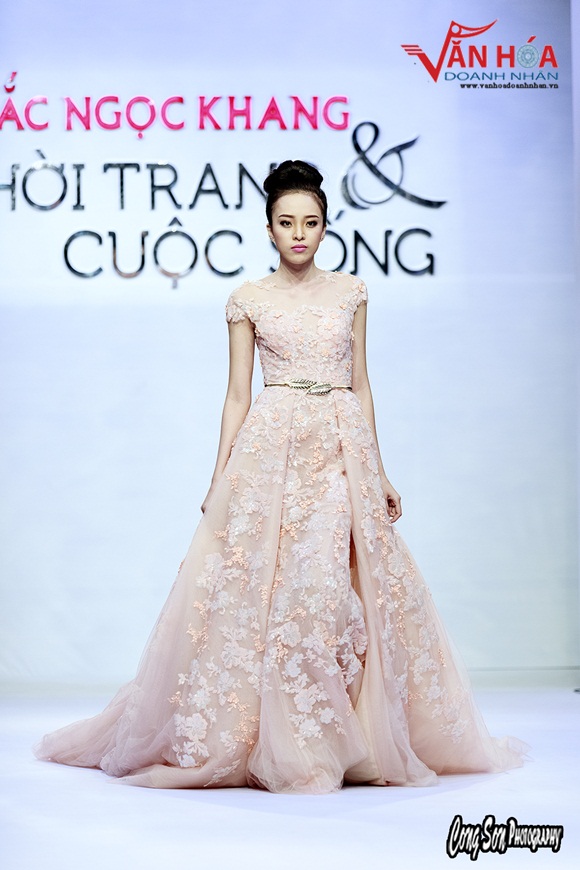 1-sieu-mau-my-le-rang-ro-van-hoa-doanh-nhan