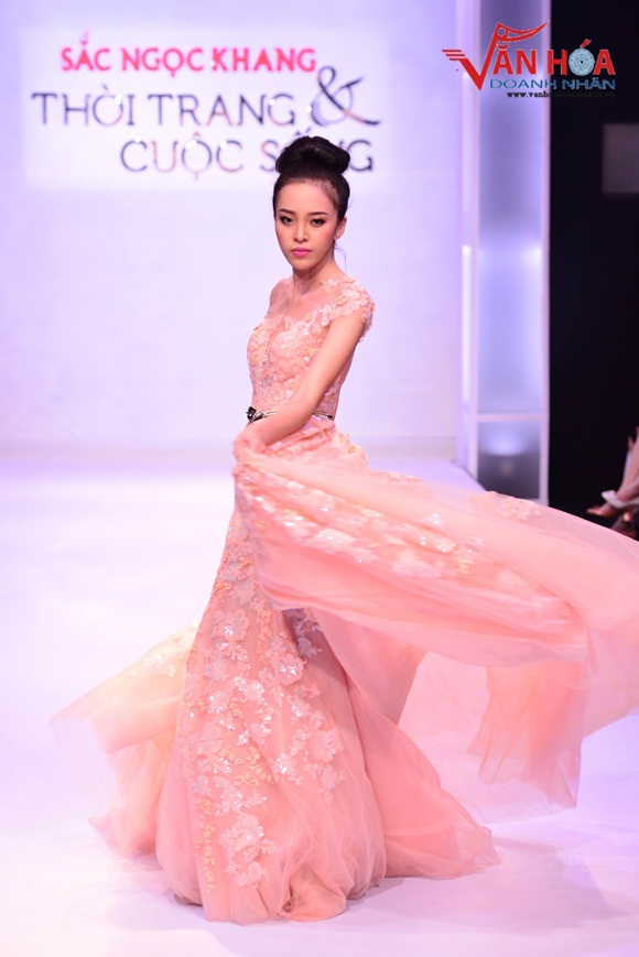 3-sieu-mau-my-le-rang-ro-van-hoa-doanh-nhan