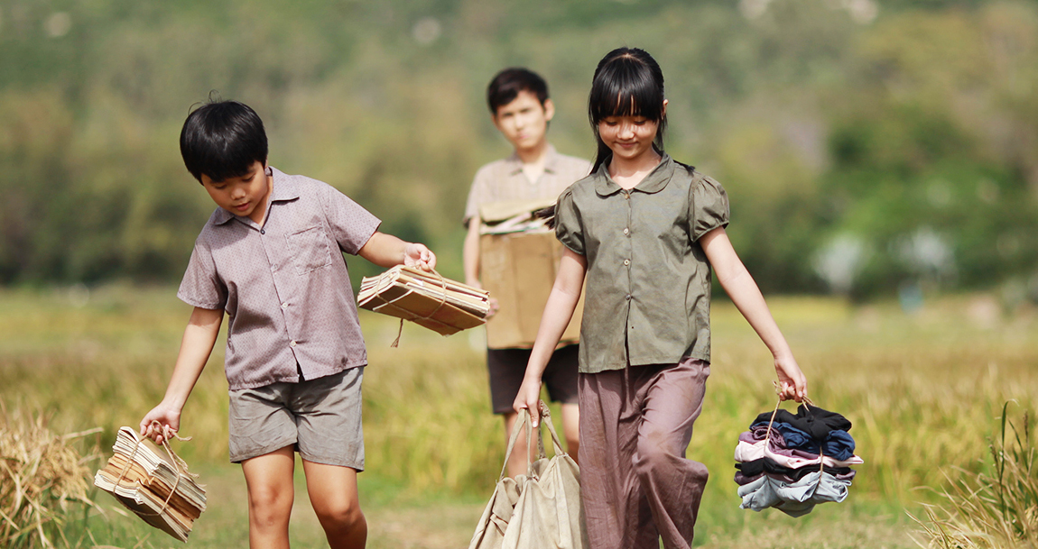 1-toi-thay-hoa-vang-tren-co-xanh-van-hoa-doanh-nhan