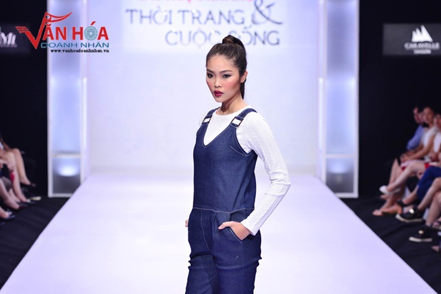 13-nhung-co-nang-dom-dang-dao-pho-mua-thu-van-hoa-doanh-nhan