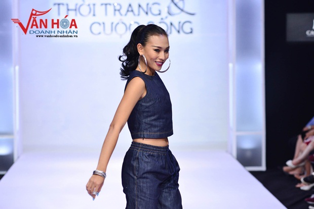 26-nhung-co-nang-dom-dang-dao-pho-mua-thu-van-hoa-doanh-nhan