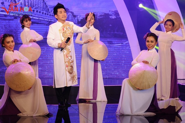 7-giao-linh-phuong-dung-bui-ngui-tuong-nho-thanh-son-van-hoa-doanh-nhan