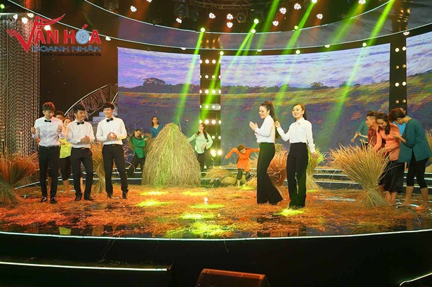 4-nhat-kim-anh-nu-hoang-bi-phu-tinh-van-hoa-doanh-nhan