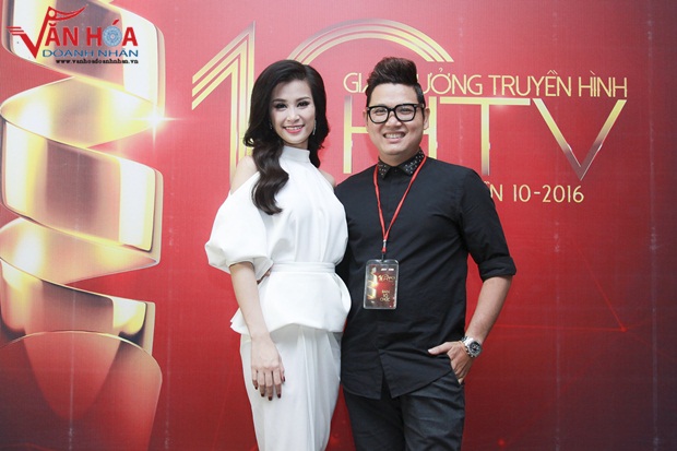 8-top-2-ca-sy-nu-van-hoa-doanh-nhan
