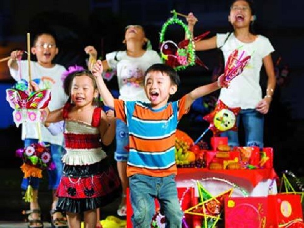 tro-ve-tuoi-tho-cung-trang-ram-yeu-thuong-van-hoa-doanh-nhan