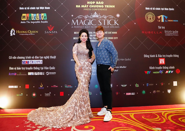 hong-quynh-stick-4