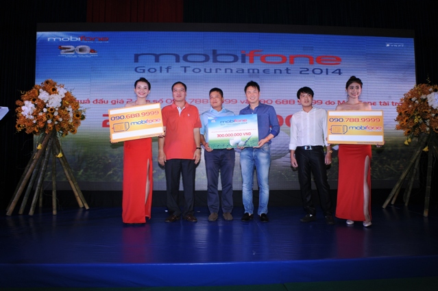 VHDN-GOLFMOBIFONE2014-1