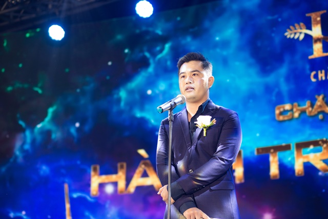 nhan-ai-pham-thi-huong-7
