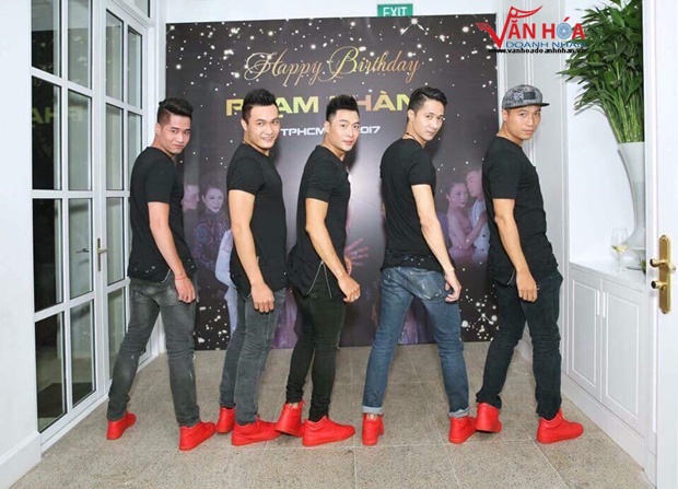 thao-lam-pham-thanh-sinh-nhat1