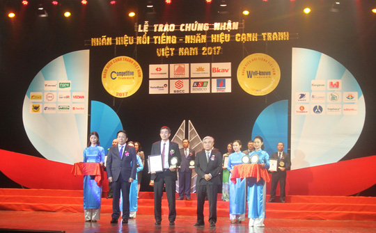 viet-nam-airline-vanhoadoanhnhan2