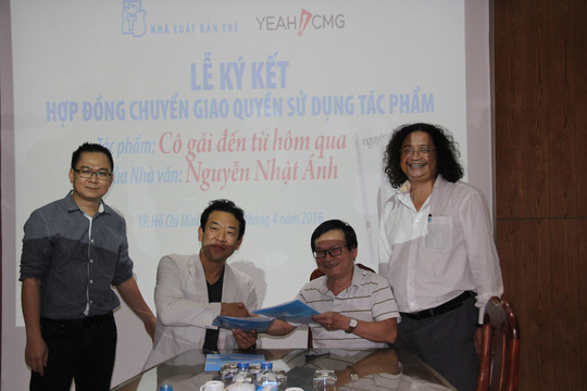 
Buổi lễ kí kết chuyển giao quyền sử dụng cuốn sách tại văn phòng Nhà Xuất Bản Trẻ
