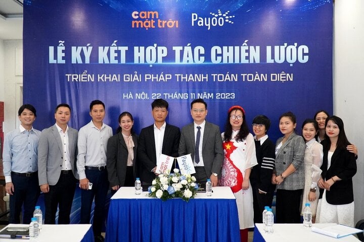 Đại diện cả 2 công ty tin tưởng việc hợp tác chiến lược sẽ giúp khách hàng Cam Mặt Trời tiếp cận được các phương thức thanh toán hiện đại, tiện lợi và an toàn.