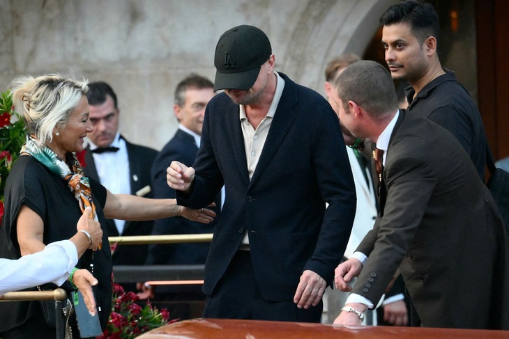 Jeff Bezos - Ảnh 7.